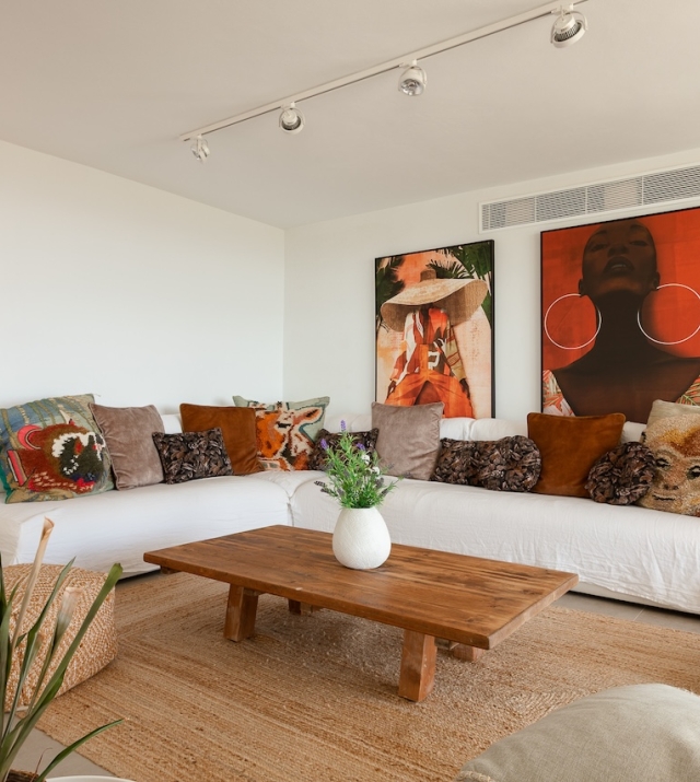 Resa Estates Ibiza for sale villa sea views koop livin.jpg